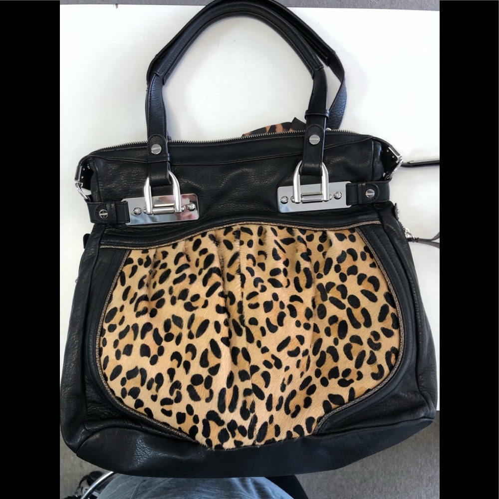B Makowski Leather Bag